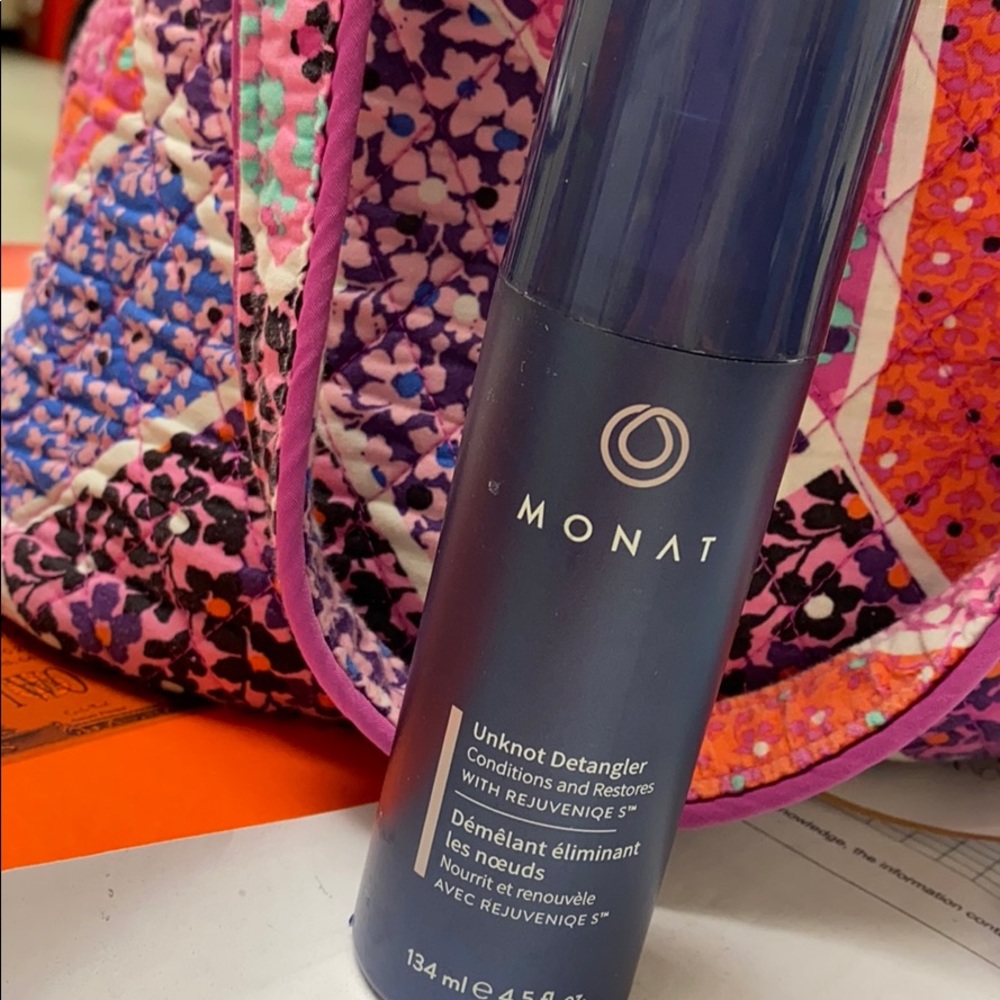 MONAT unknot detangler 💇‍♀️